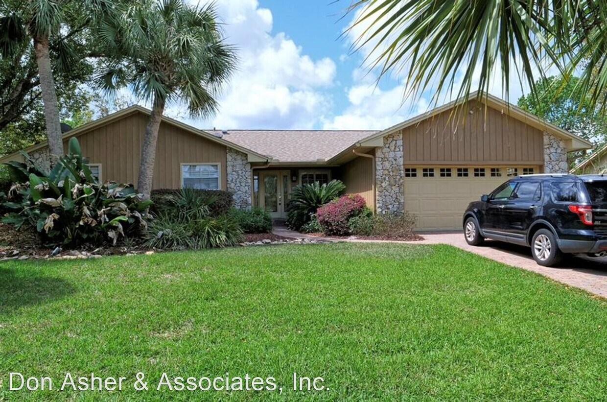 Primary Photo - 4 br, 2 bath House - 308 Cypress Landing Dr.