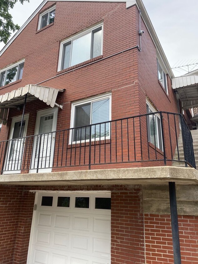 Primary Photo - *Recently Updated 1BD/1BA Apartment Availa...