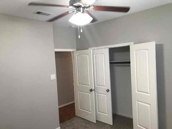 Building Photo - 22530 Fosters Park Ct