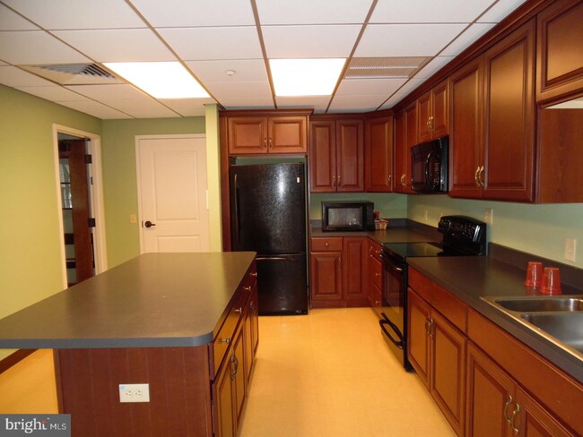 Building Photo - 244 Baltimore Pike