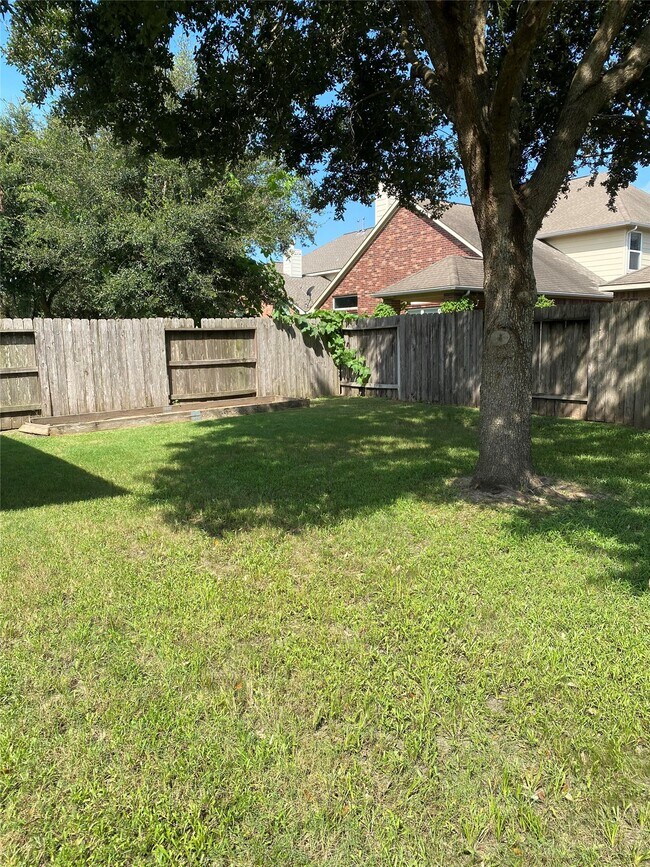 Foto del edificio - 24434 Ranchwood Springs Ln