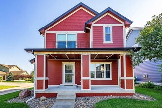 Building Photo - 1651 SW Arlan Dr