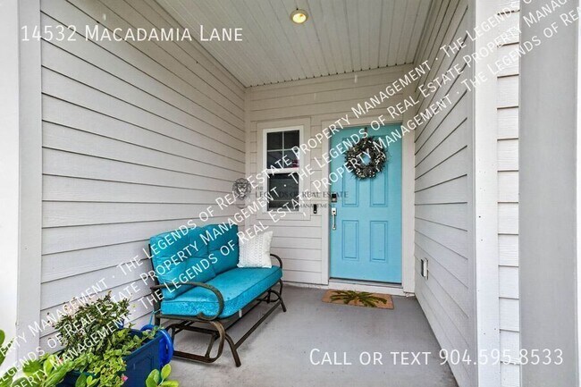 Foto del edificio - 14532 Macadamia Ln