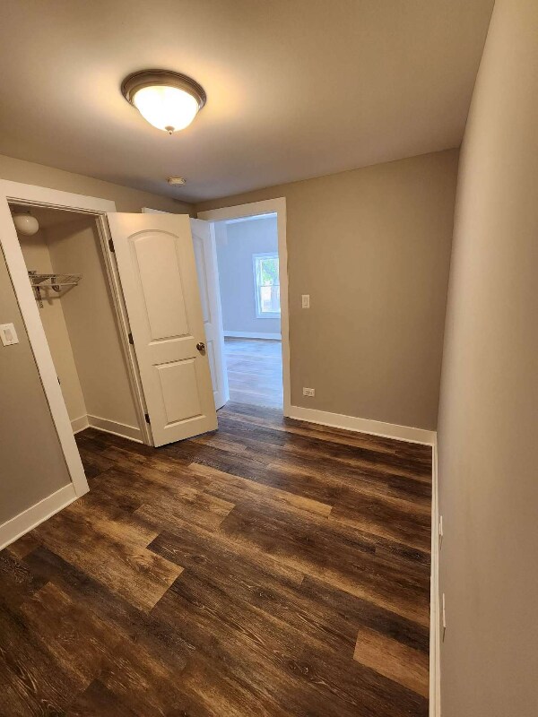 Foto del edificio - 1800 W 63rd St