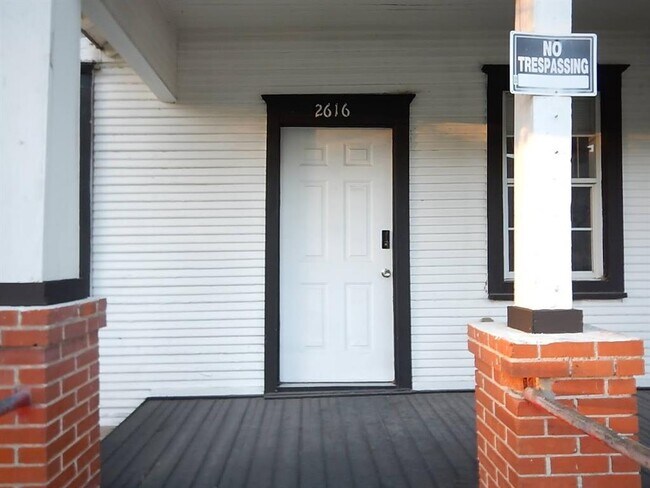 Building Photo - 2616 Berry St