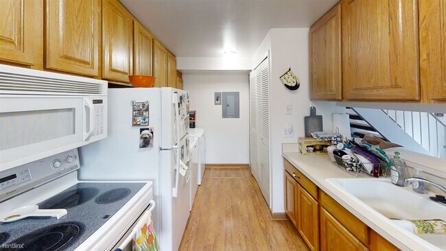 Building Photo - 2 br, 1 bath Condo - 2635 Fenwick Ct