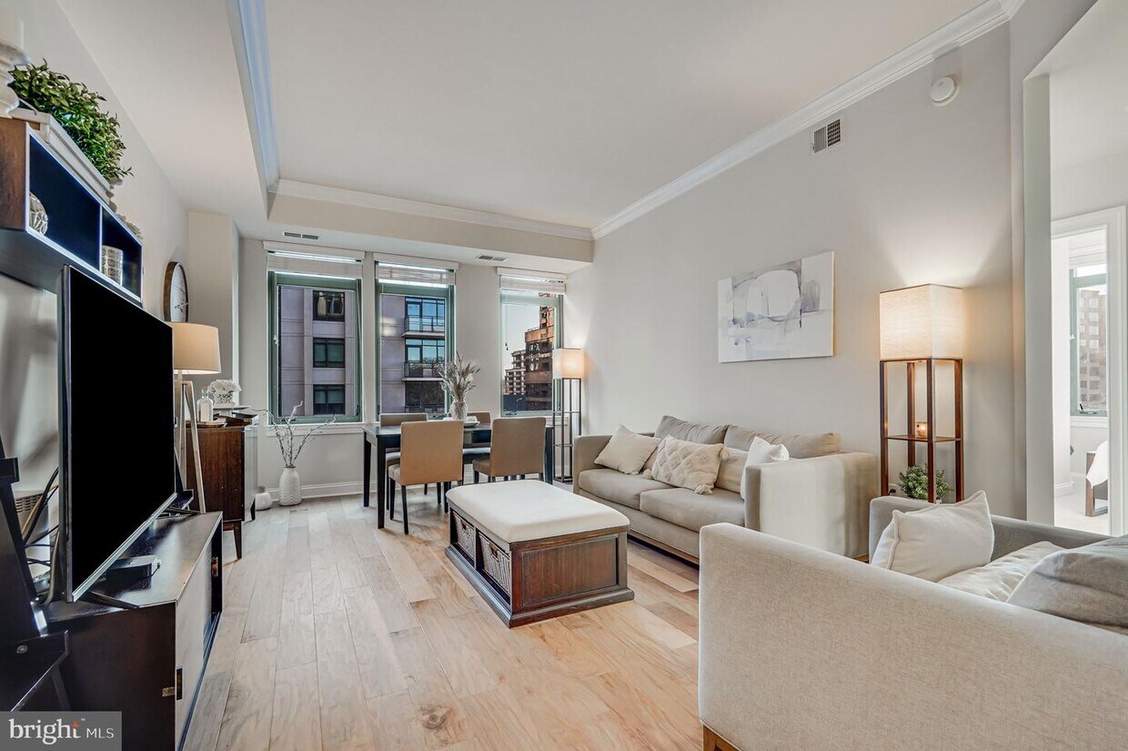 Foto principal - 3625 10th St N