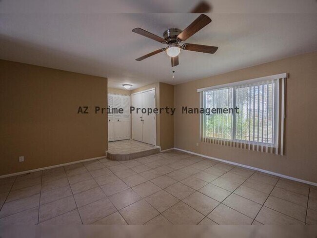 Building Photo - 8059 N 31st Ln