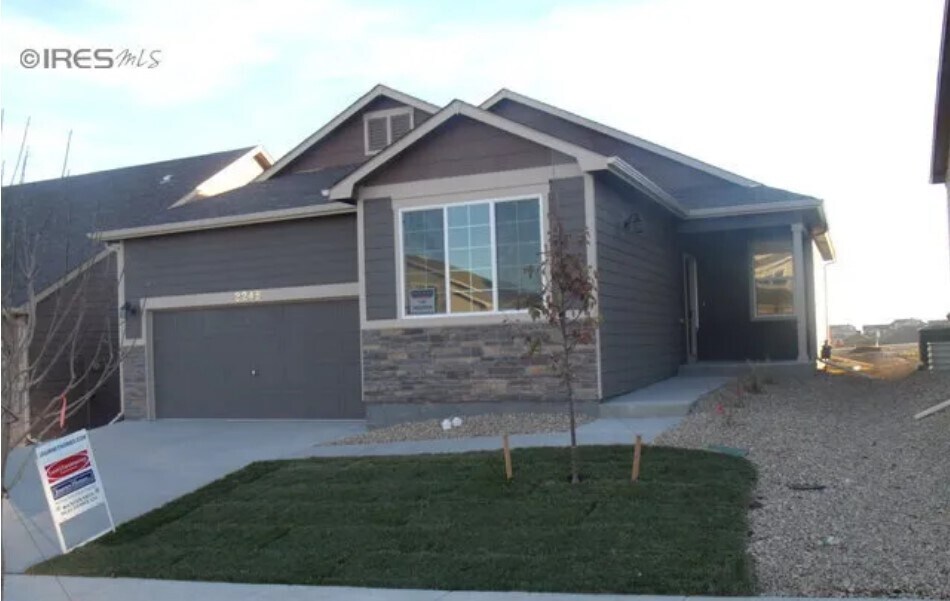 Foto principal - 2202 Thoreau Dr