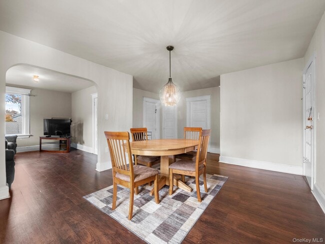 Building Photo - 109 Cooper Dr