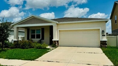 Building Photo - 1433 Deepwater Cir