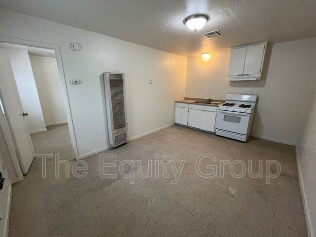 Building Photo - 9310 Rd 236