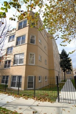 Building Photo - 6414 N Paulina St