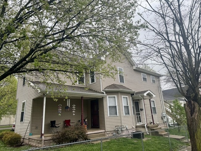 Foto del edificio - 1203 Indiana Ave