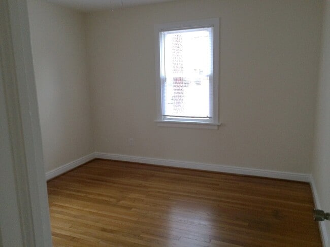 Building Photo - 4018 Crutchfield St