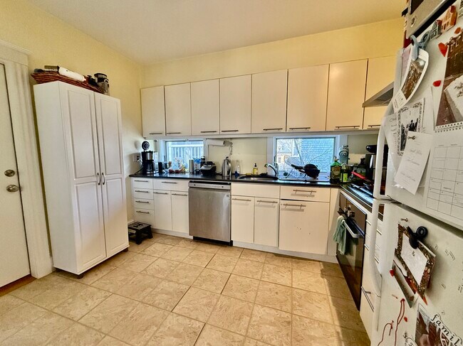 Foto del edificio - 27 Fainwood Cir