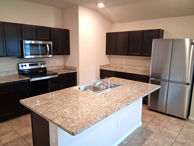 Building Photo - 1103 Rosa Parks Dr