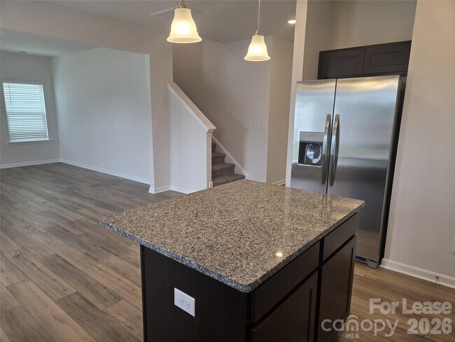 Building Photo - 5678 Hagler Lp