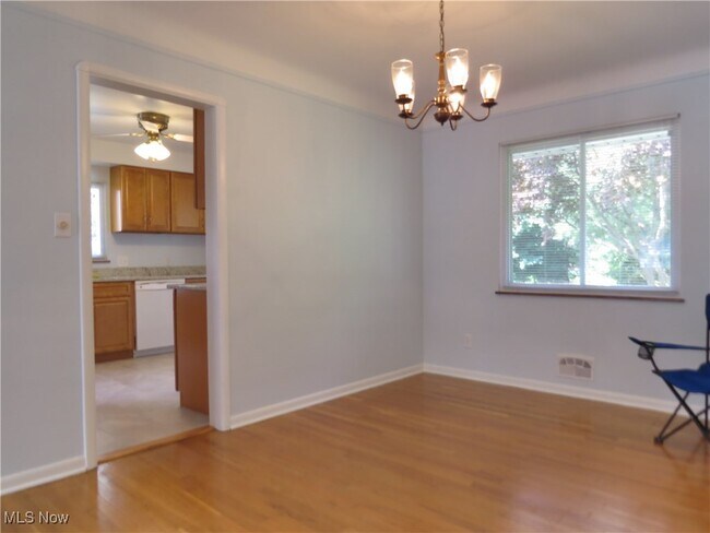 Foto del edificio - 25316 Conover Dr