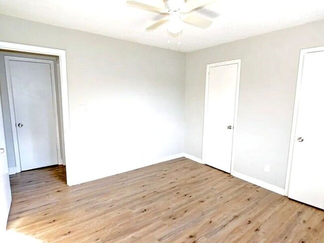Building Photo - 2032 Stouts Rd