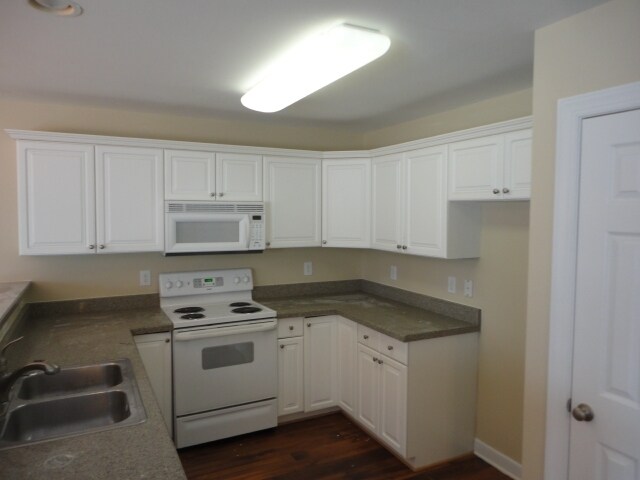 Foto del edificio - 3604 Mackinac Island Ln