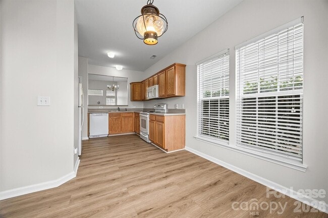 Building Photo - 616 Bayou Cir