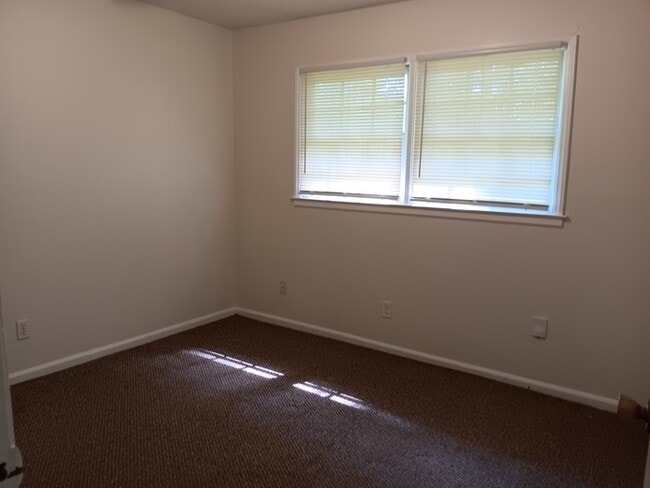 Building Photo - 10213 Starwood Dr
