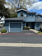 Building Photo - 2220 Exposition Dr