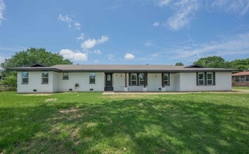 Building Photo - 313 County Rd 805A