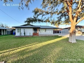 Building Photo - 4728 E Edgemont Ave