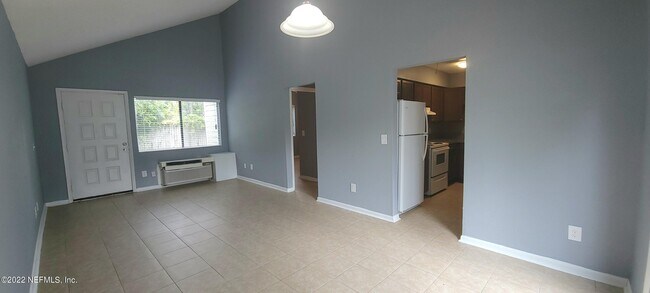 Building Photo - 8286 San Jose Manor Dr E