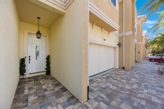 Foto del edificio - 789 Grand Cypress Ln