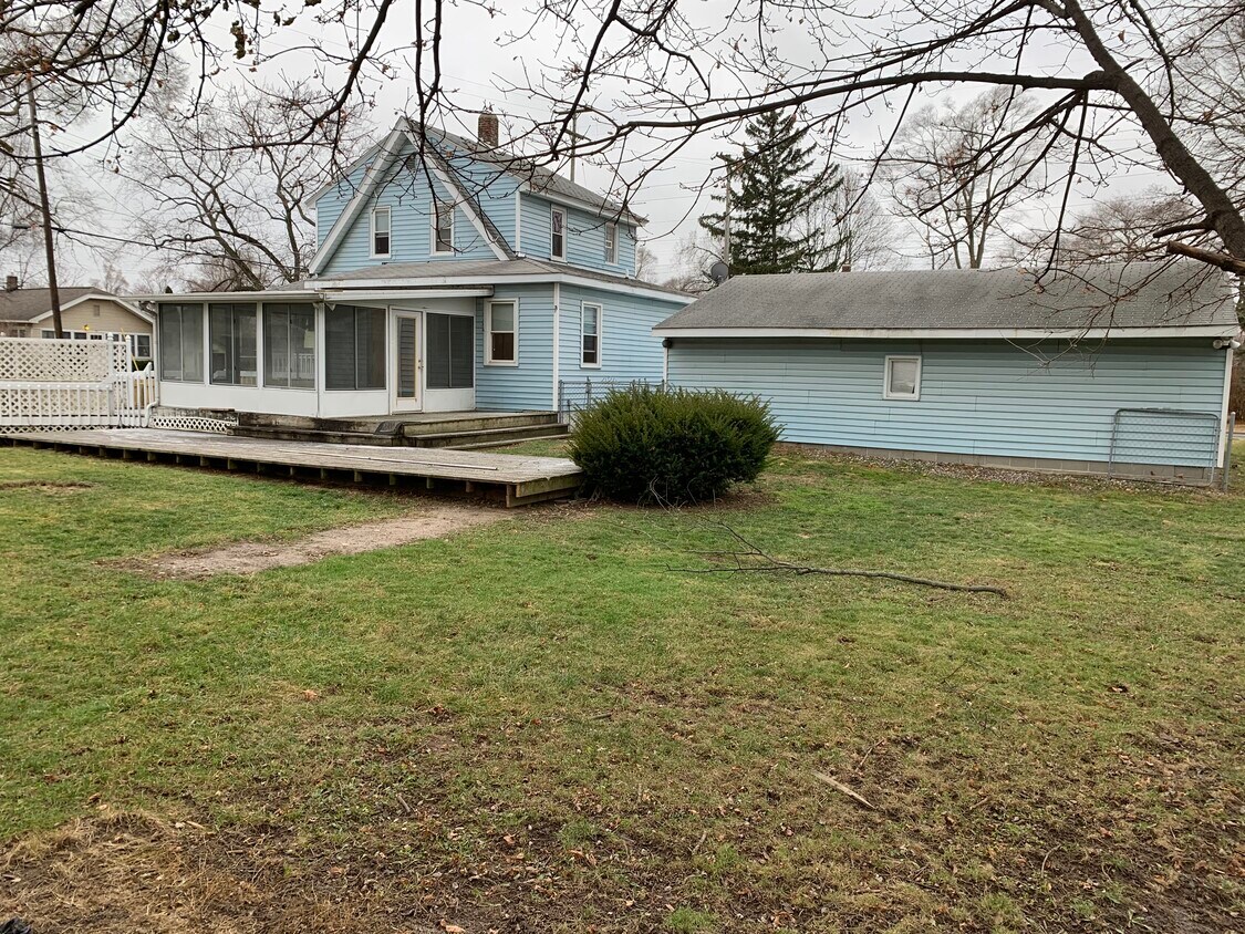 55 39th St SW, Grand Rapids, MI 49548 House for Rent in Grand Rapids