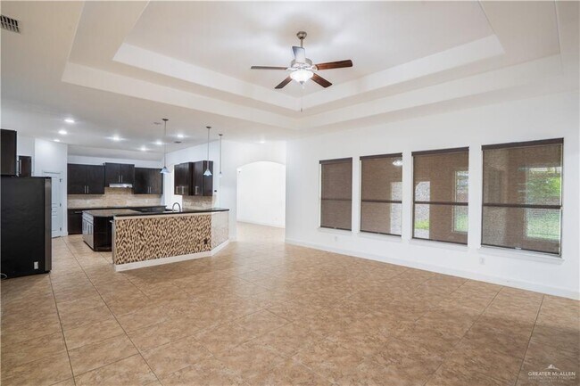 Building Photo - 36 Santa Inez St