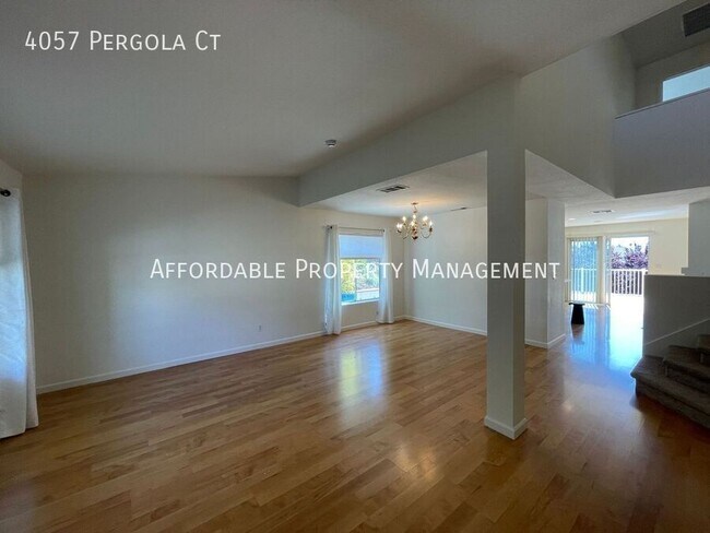 Foto del edificio - 4057 Pergola Ct