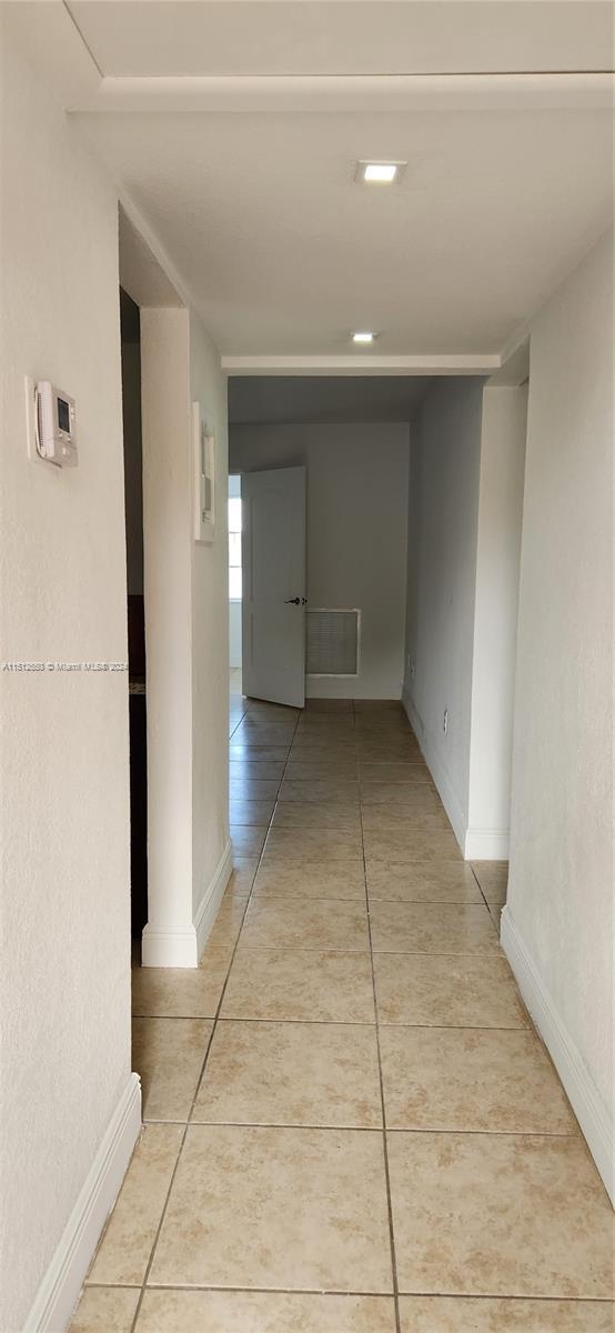 Foto del edificio - 303 NE 187th St