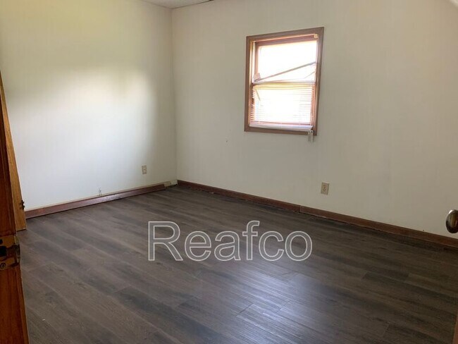 Foto del edificio - 406 S Hague Ave