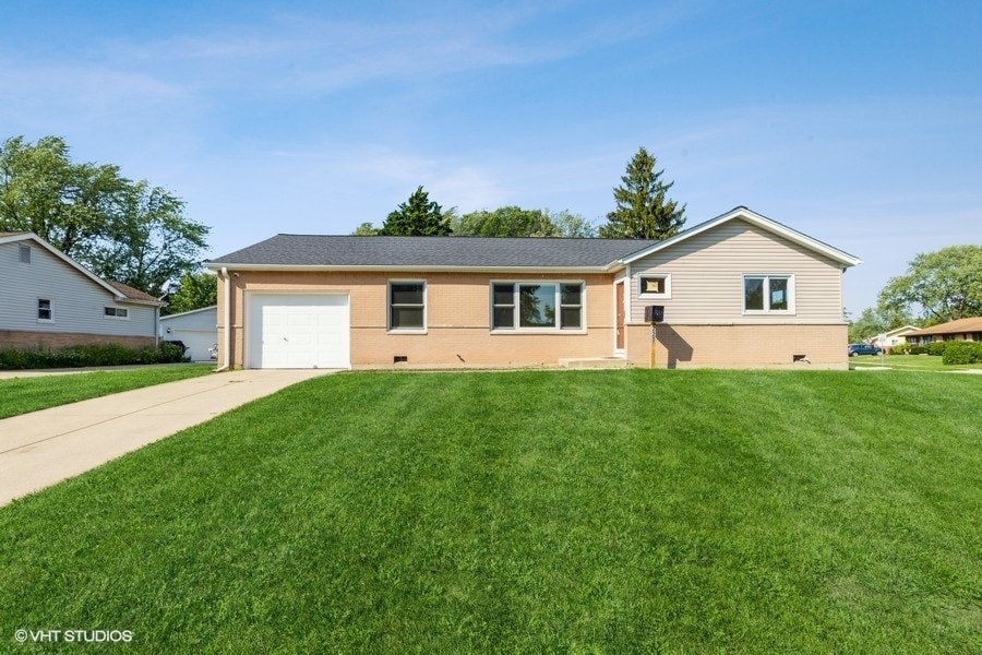 Primary Photo - 220 Kingman Ln