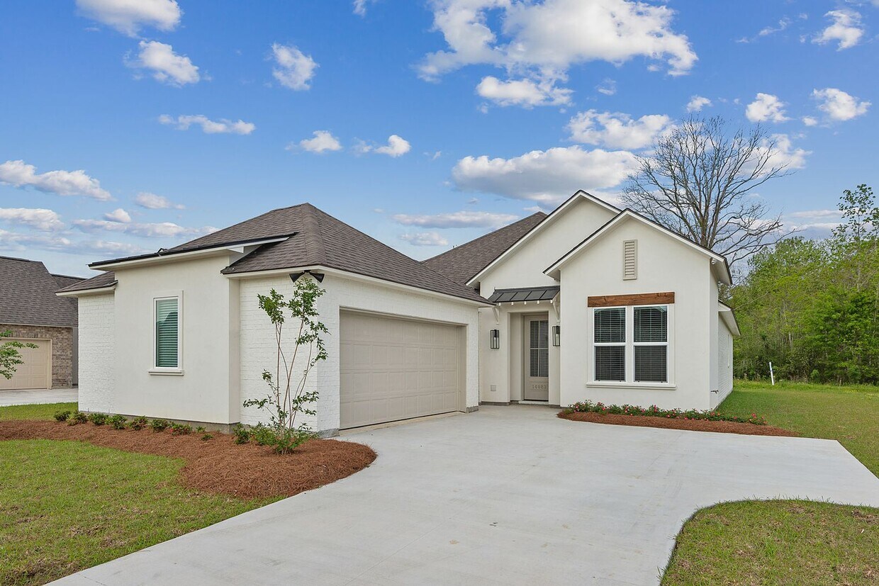 Beautiful 4 bedroom home in Ascension House Rental in Gonzales, LA
