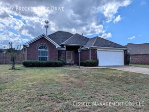 Building Photo - 127 Breckenridge Dr