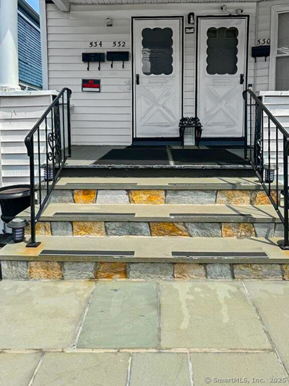 Foto del edificio - 532 Carroll Ave
