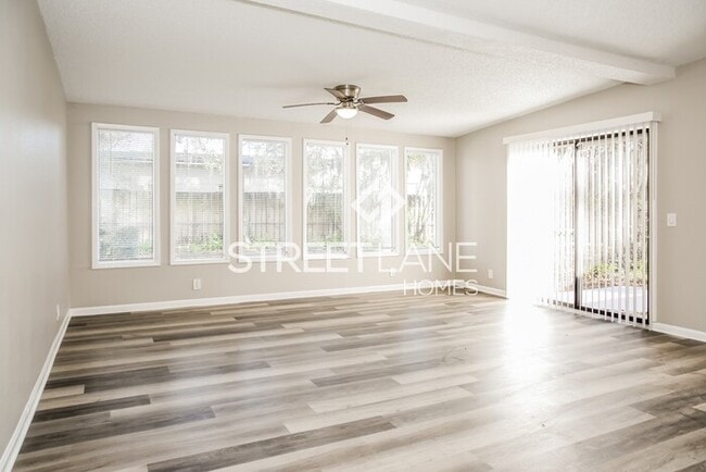 Building Photo - $500 OFF FIRST FULL MONTHS RENT.