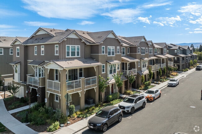 Portola Glen townhomes: modern living in a peaceful, well-connected Livermore community.
