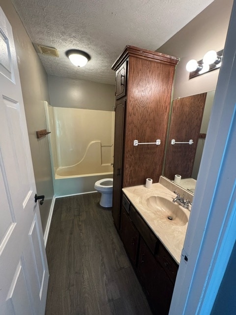 Foto del edificio - 102 Rainbow Ct