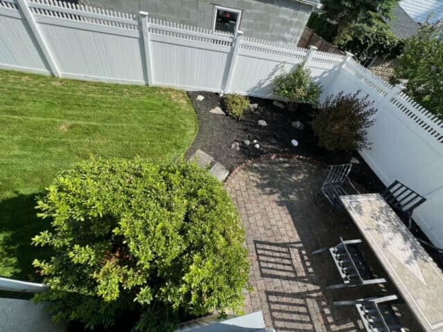 Building Photo - 508 School St