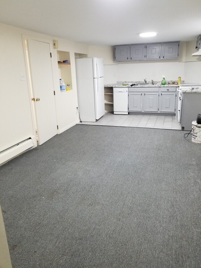 Building Photo - 76 Winter St