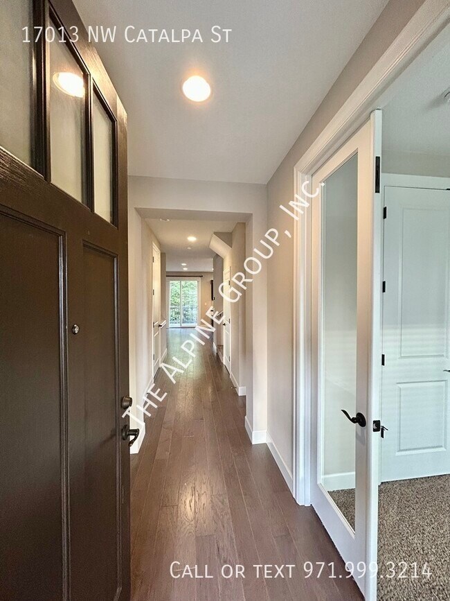 Foto del edificio - Stunning 6 bed in Bethany!