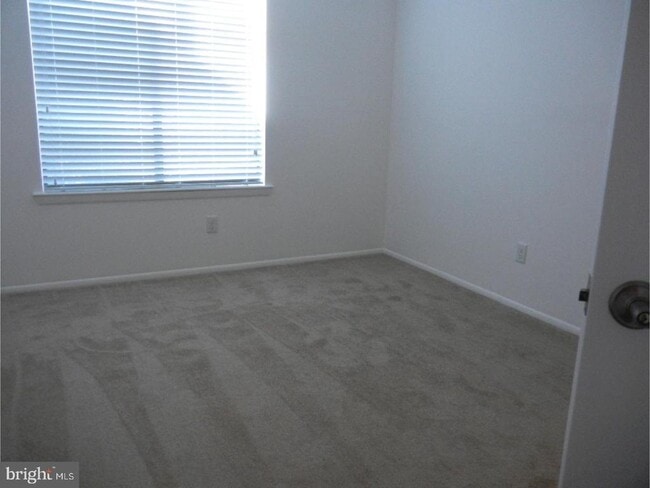 Building Photo - 4510B Aberdeen Dr