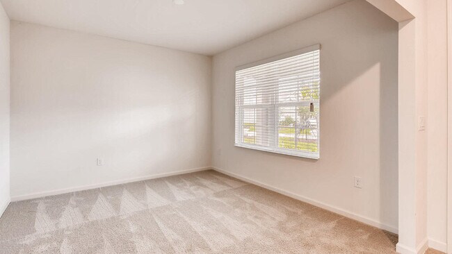 Foto del edificio - 6455 NW Castlebrook Ave