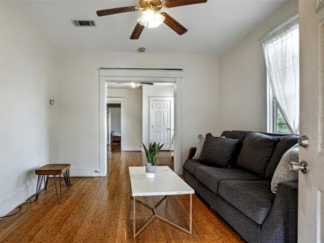 Foto del edificio - 4901 Willow St